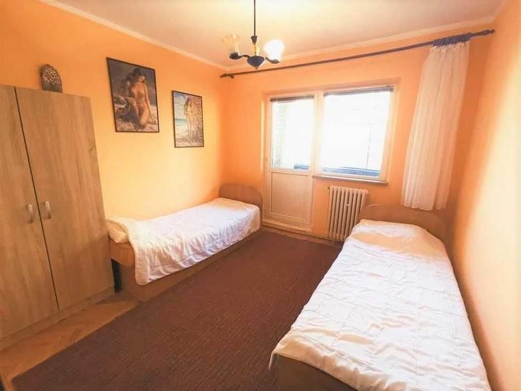 Apartament cu 4 camere decomandat în Cedonia