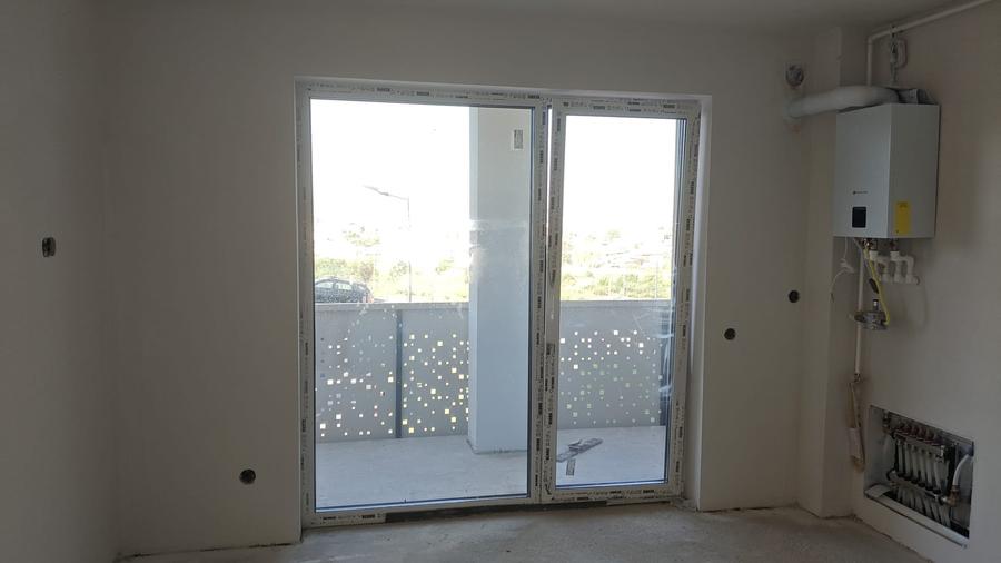 Apartament cu 3 camere semidecomandat în Apahida