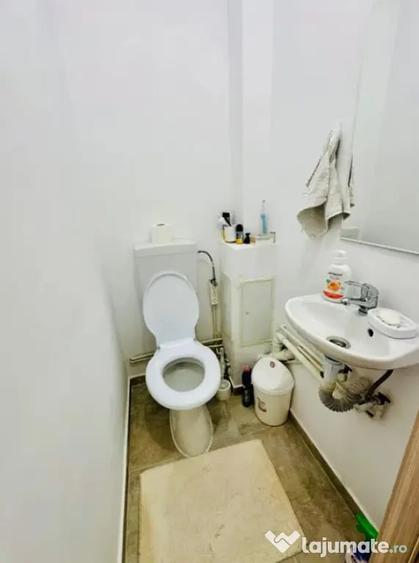 Apartament cu 4 camere decomandat în Scriitorilor