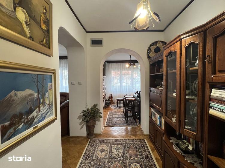 Casă cu 4 camere cu Canalizare în Luncă