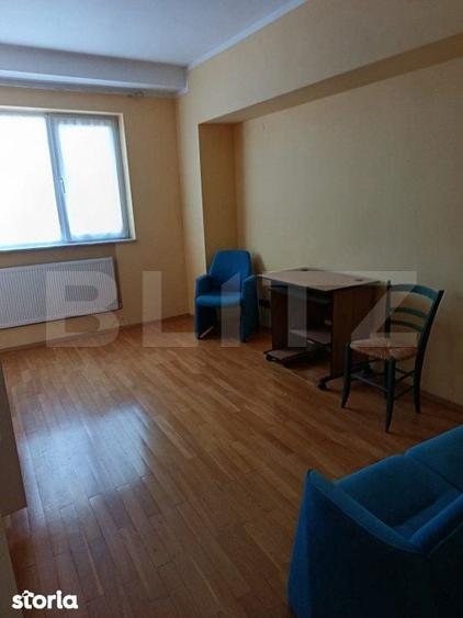 Spațiu comercial, de 5,800 mp, în Boldești