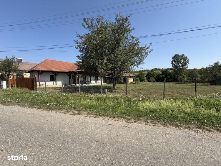 Casă cu 3 camere în Doba