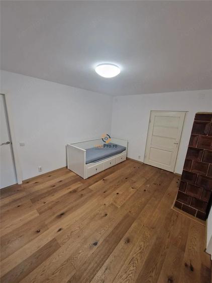 Casă cu 3 camere cu Teren 100 Mp în Moșnița Nouă