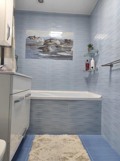 Apartament cu 3 camere decomandat în Micălaca