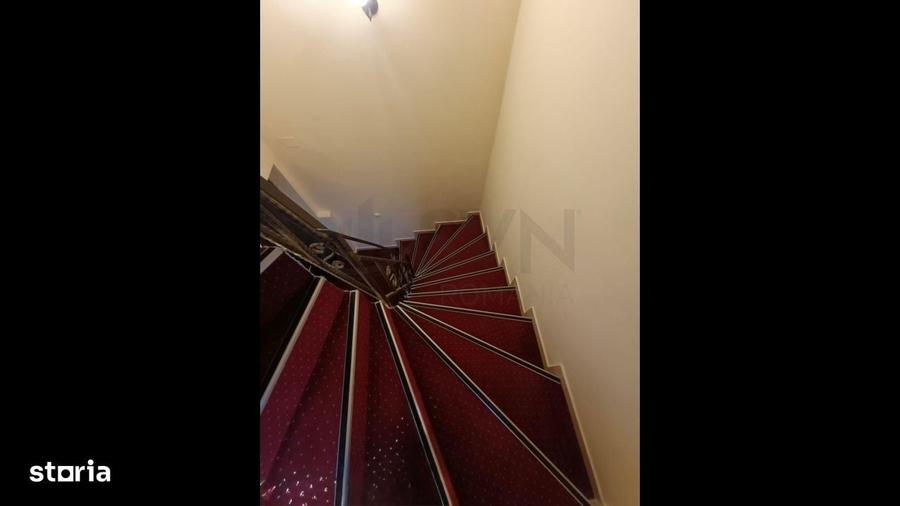 Casă cu 4 camere cu Teren 240 Mp în Decebal
