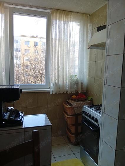 Apartament 3 camere decomandat Lacul Tei - 2