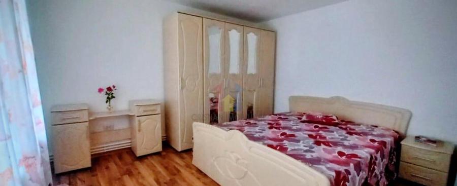 CASA 3 cam 130mp utili L. Sarat ,teren=630mp MOBILATA - 16