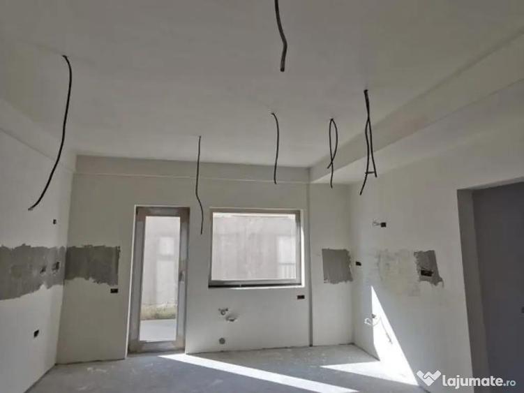 Casa de vanzare Duplex zona Carrfour - 6