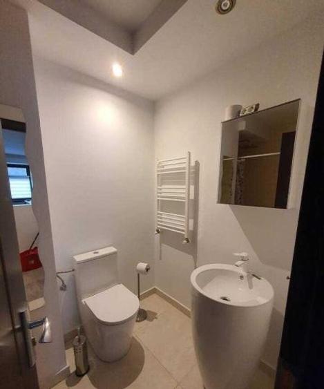 Apartament cu 3 camere de  închiriat, zona Faleza Nord - 7
