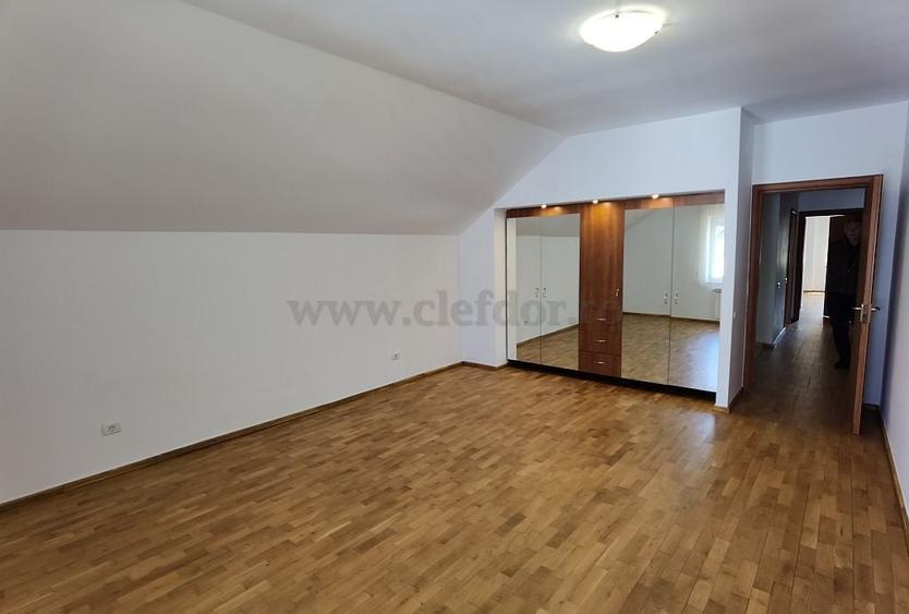 Vila Individuala cu Piscina in zona Iancu Nicolae - 11