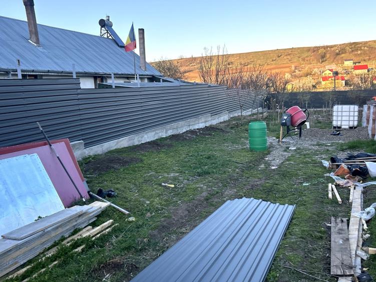 Teren Valea Lunga com holboca - 1