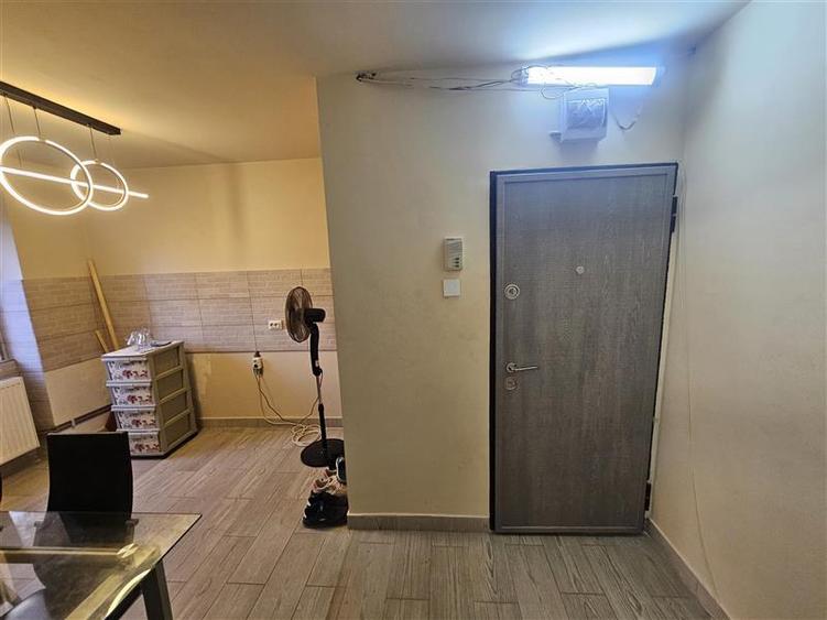 Resita, 2 Cam. Cf. 1, Renovat, Parter, Micro 1 - 9