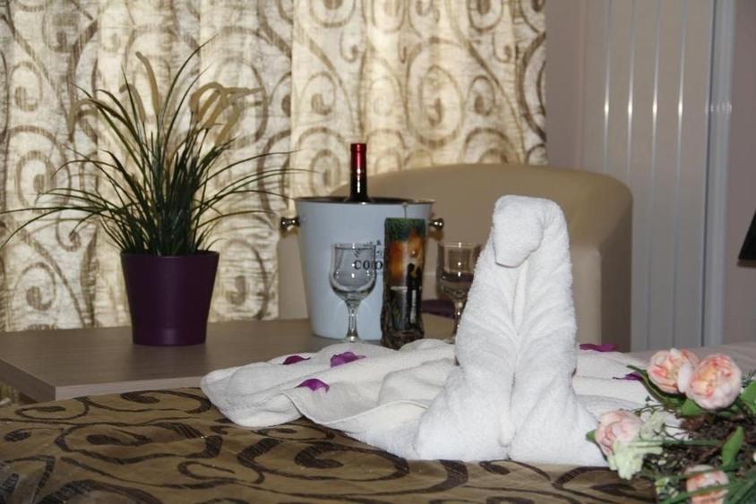 HOTEL 3 STELE, 5 NIVELE, MAMAIA NORD KM 0 ZONA ALEZZI - 19