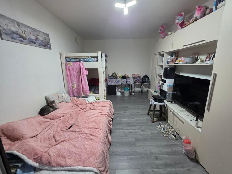 Dristor, Ramnicul Valcea, 10 minute metrou si parc IOR, stradal pe Racari - 1