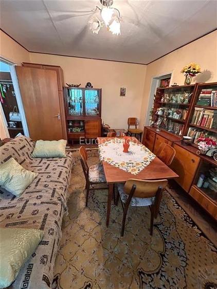 Apartament cu 2 camere de vanzare zona 23 August Tulcea Apartament cu 2 camere de vanzare zona 23 August Tulcea