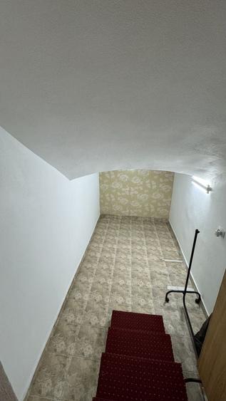 Apartament cu 3 camere semidecomandat în Calea Victoriei