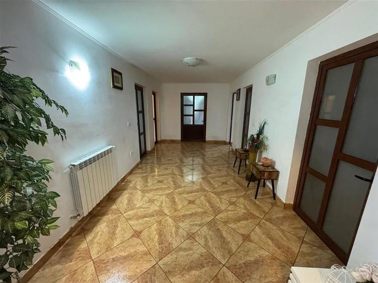 Casa de vanzare in Petresti , 586mp teren si 171mp suprafata construita - 18