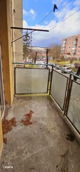 Apartament cu 3 camere, 72 mp, etaj 1, ideal pentru renovare - Simeria - 6
