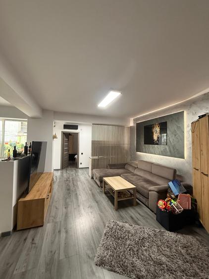 Ap 2 cam semidec, bl. 2010, mobilat modern, et.1/4, zona Hotel Paradis Marasti - 1