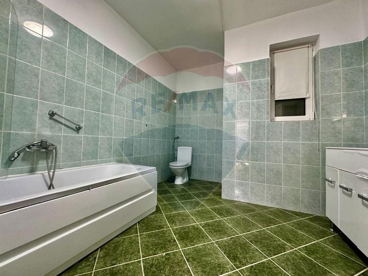 Casă / Vilă cu 7 camere de vânzare în zona Elisabetin - 15