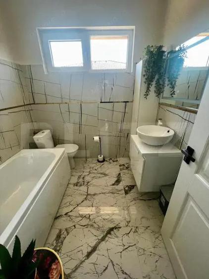 Casa individuala cu 5 camere, finisaje moderne, la intrare in Chinteni - 4