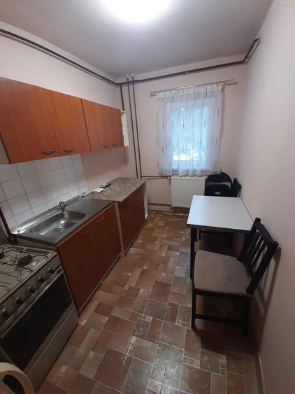 Proprietar inchiriez apartament 1 camera - 2