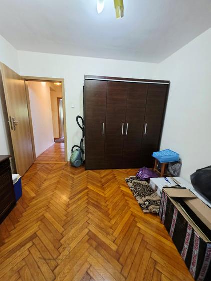 4camere vis a vis de parcul Tabacariei 89mp - 19
