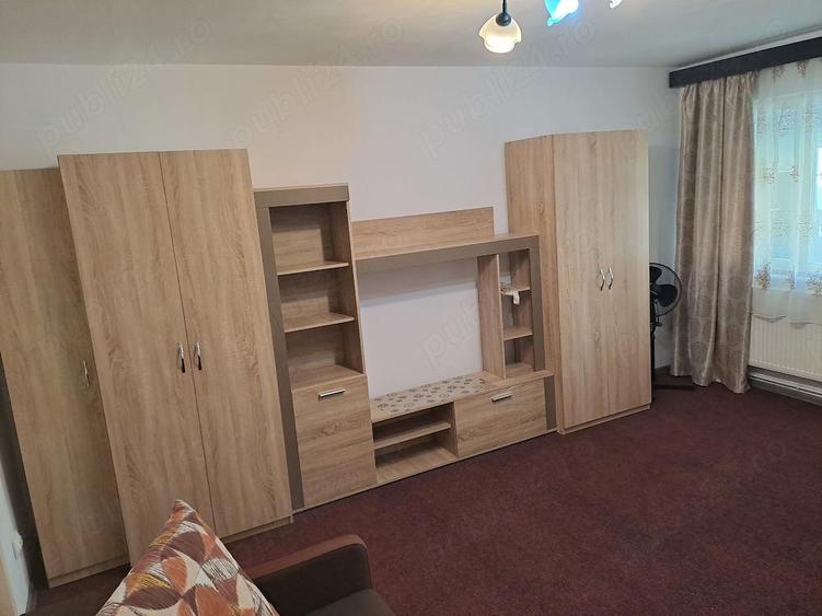 Garsoniera de inchiriat in oras Hunedoara, zona centrala , mobilata, utilata, 160 euro luna - 8