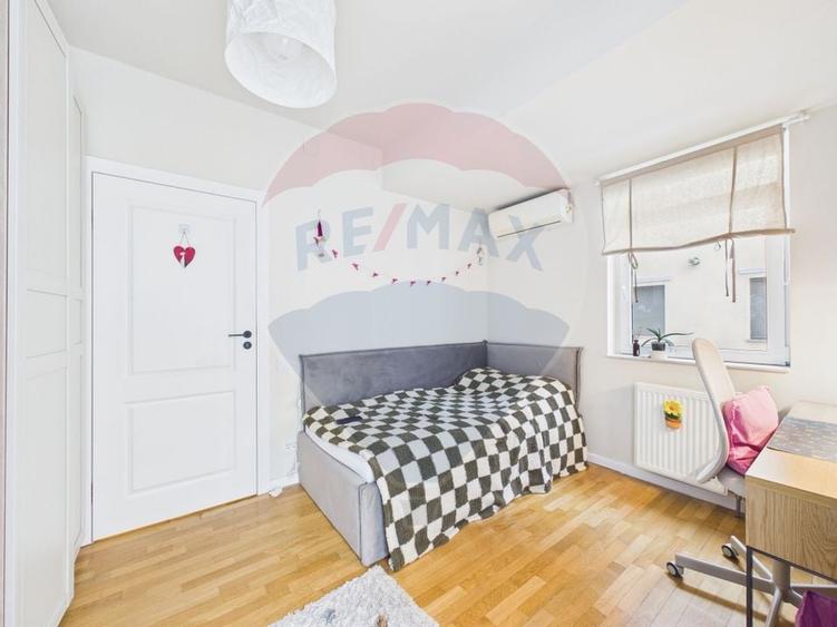 Apartament unic 4 camere, P-ta Unirii - Patriarhie | Parcare subterana - 12