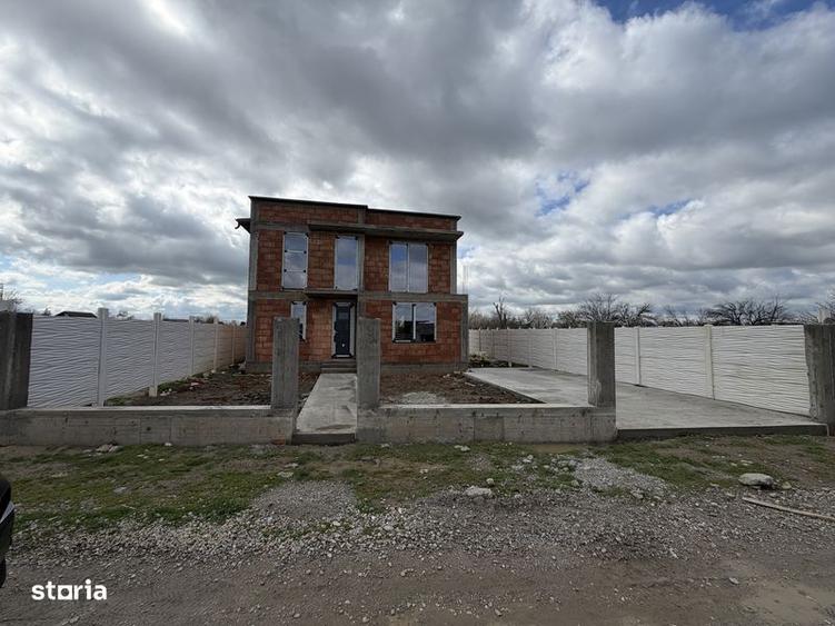 Case de vanzare Slatioara - 1