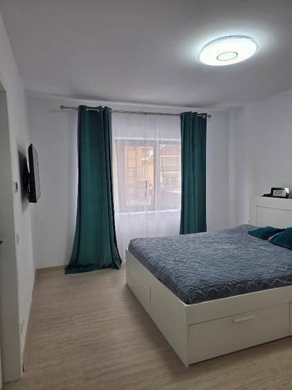 Vilă interbelică 6 camere restaurată integral – proprietate rară Sinaia centru - 5