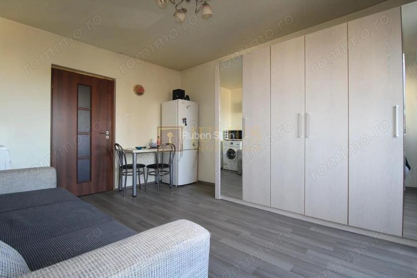 Garsoniera, zona Telegrafului, potrivit pentru o persoana sau cuplu.