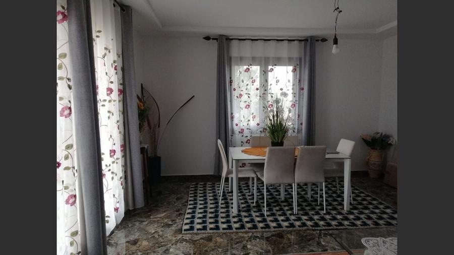 Casă Vădeni, 200m?, 4 camere, centru - 4