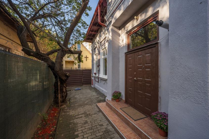 Casă interbelica cu farmec, în apropiere de Mall Vitan - 2