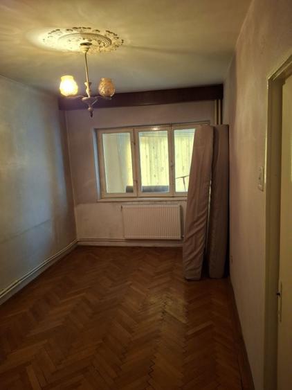 Apartament 3 camere decomandat - 8