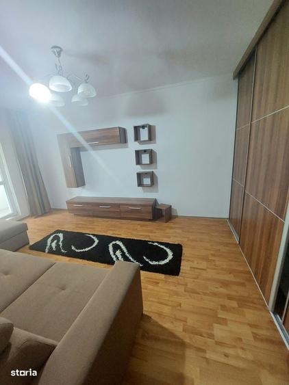 Apartament cu 3 camere decomandat în Decebal