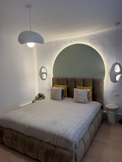 Apartament renovat complet,totul nou,centrala proprie,lângă Bd Unirii - 13