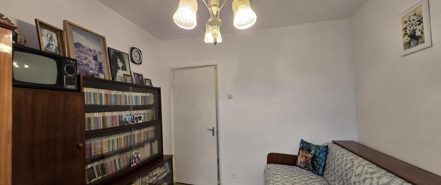 Apartament 4 camere, 83 mp, zona Vest - 10