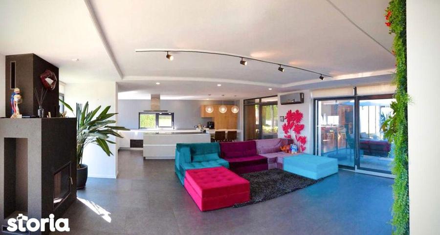 Casa moderna de vanzare Voronet - 11