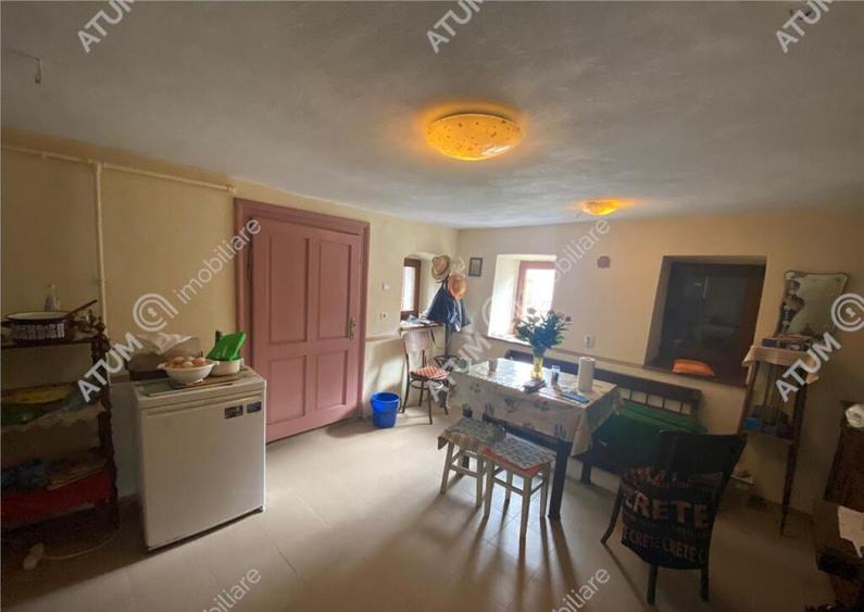 Casa cu 4 camere si anexe in comuna Mohu din Selimbar - 5