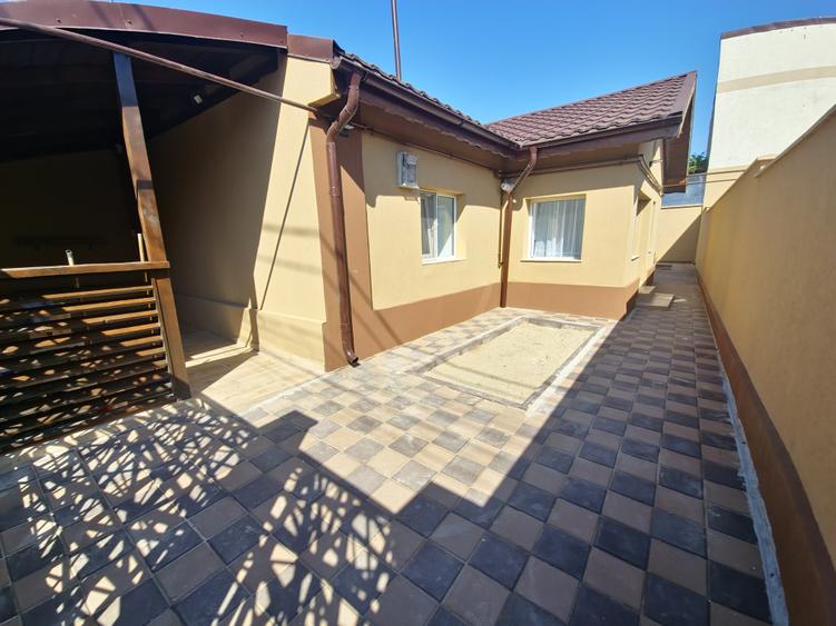 Casa individuala 3 camere foisor acoperit curte  km 4 - 20