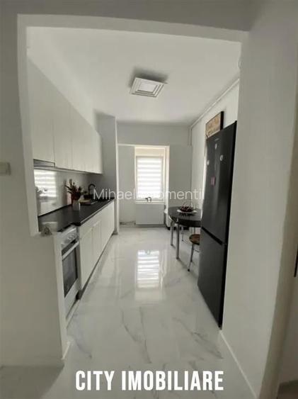 Apartament 2 camere, decomandat, Ultracentral. Apartament 2 camere, decomandat, Ultracentral.