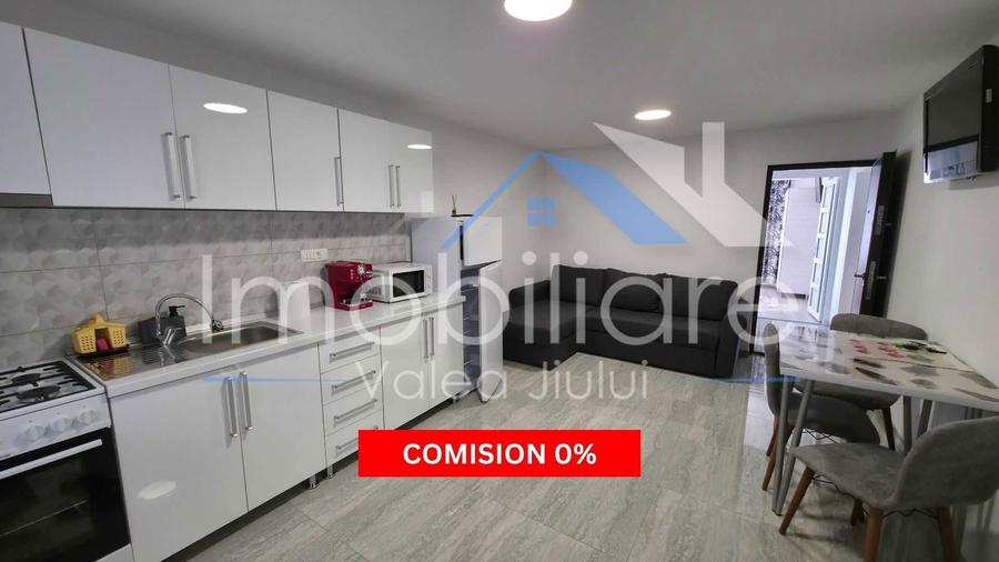 Apartament 3 camere transformat in 2 unitati locative - Lupeni | Str. Crinilor | Regim hotelier activ - 11