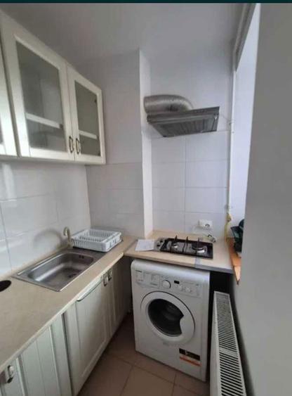 garsoniera de inchiriat Brasov langa universitate - 4