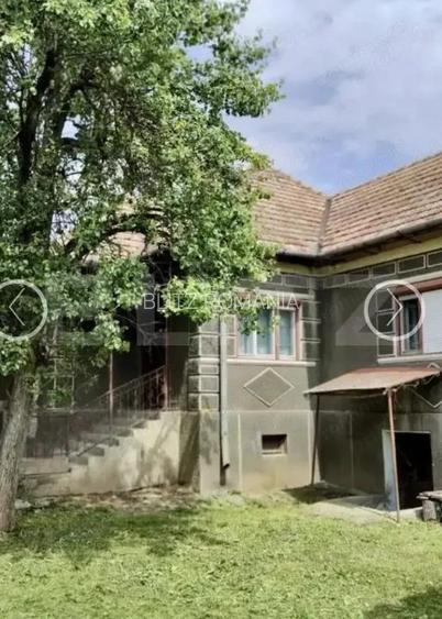 Casa cu 3 camere bucatarie si Baie 70 mp ?i teren de 1300mp