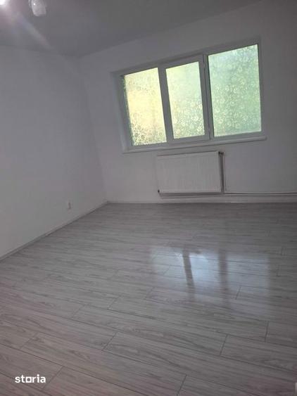 apartament de vanzare - 2