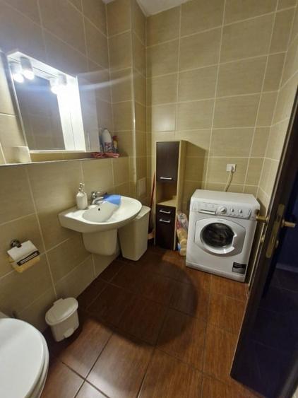 Particular ,inchiriez apartament 2 camere in Tampa Gardens 530 euro/luna - 6