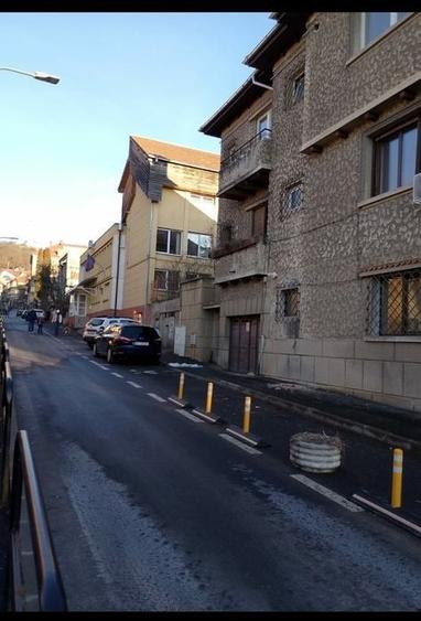 Apartament  central  30m   STAR  renovat complect  de 74 m  cu încălzire in pardoseala  .mobilat complect   DIVANI e SOFA  ZCU PARCARE +Șpalatorie și  Beci - 3