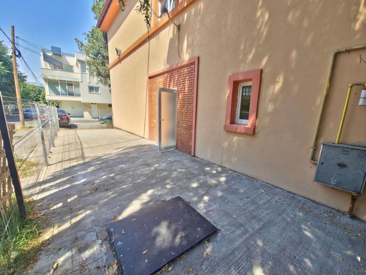 Faleză Nord  Clădire birouri cu 25+ încăperi  Afacere la cheie complet închiriat - 21