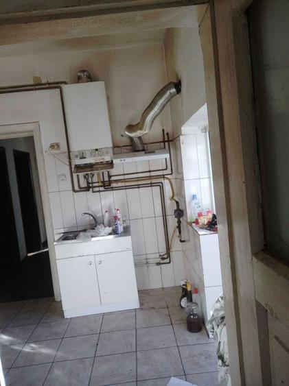 Inchiriez casa la curte sector 2 langa parc - 6